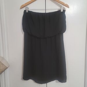 Elegant Black Strapless Chiffon Dress